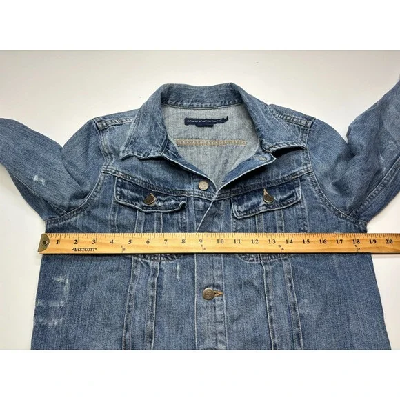 Ralph Lauren Sport Jean Jacket Womens Medium Denim Cropped Trucker Distressed - Picture 8 of 11